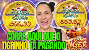 jogos slots com bonus Cartaz